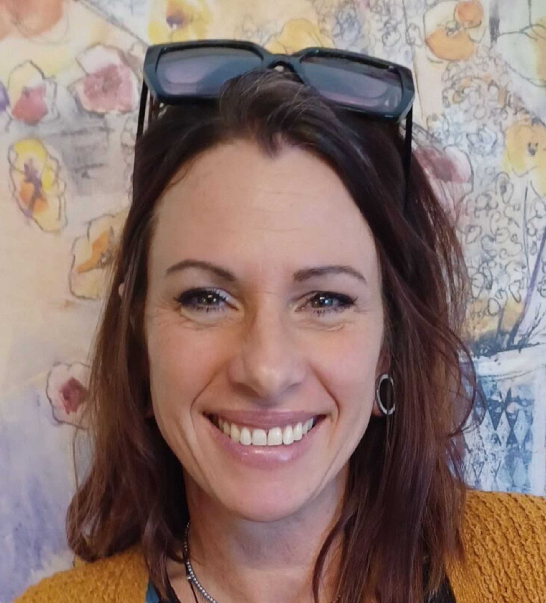 Tara Davidsavor- Client Advocate